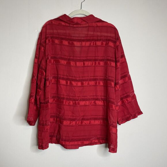 Coldwater Creek Women’s Red Blouse Textured Blouse Satin Stripes Size Large - Picture 4 of 4